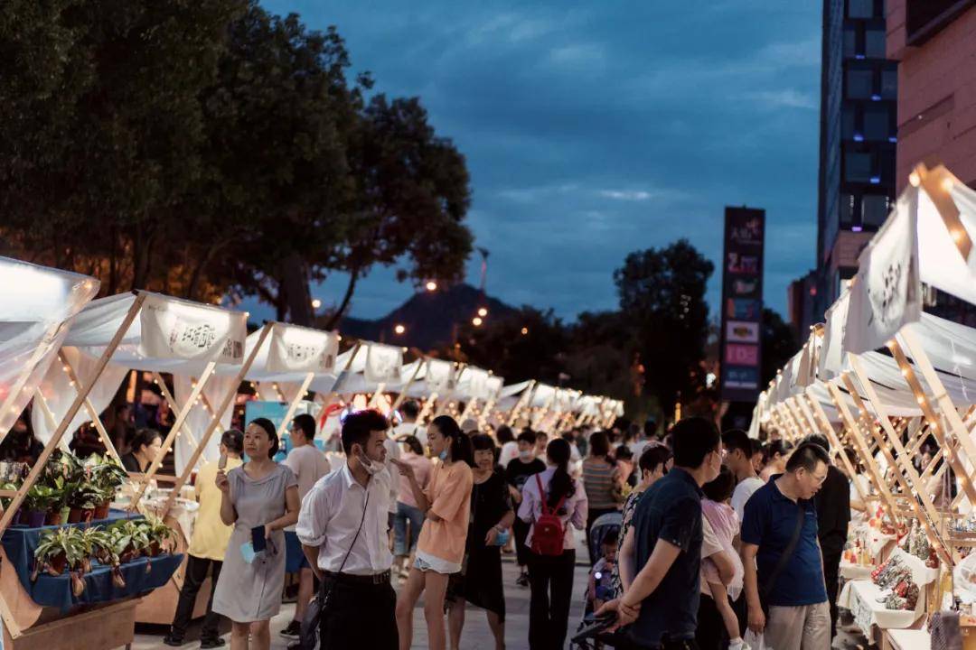 这个集市,够"土"!