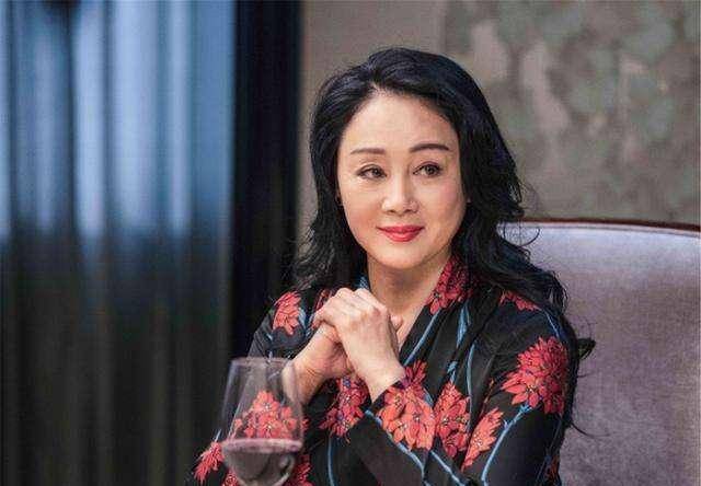 原创老戏骨王姬,为救患病儿子花光积蓄,却让女儿"还债"10年