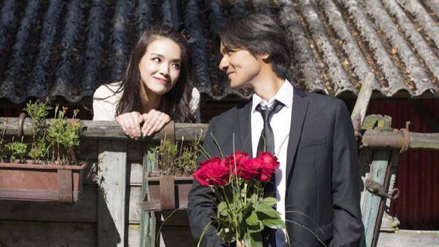 舒淇为冯德伦庆生,46岁冯德伦亲自下厨秀恩爱,