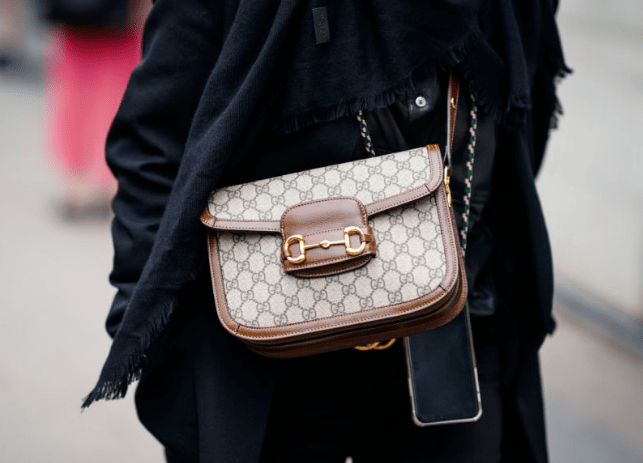 包袋|同样3万的预算，你是会买LV Dauphine还是Dior 30 Montaigne呢？