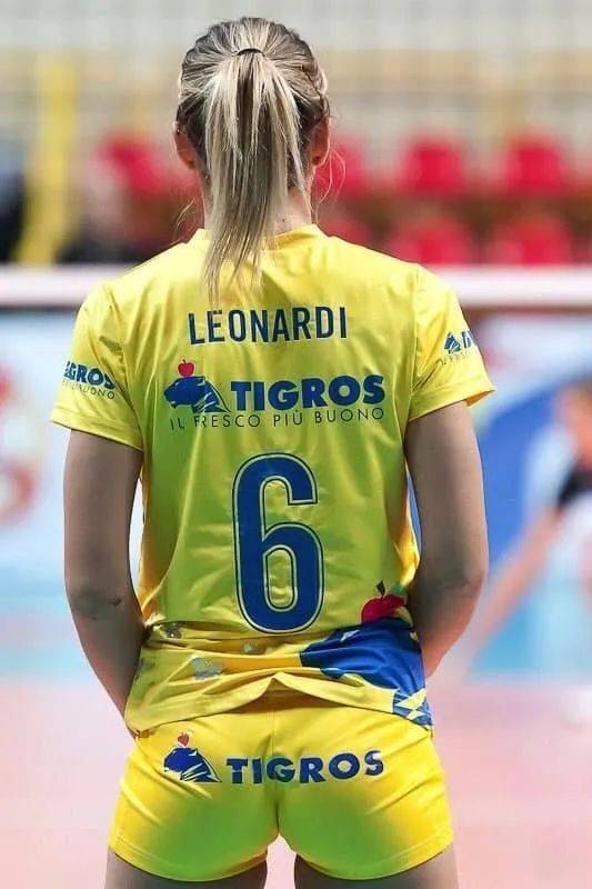 Arat|钻石口罩，可能是最没用的奢侈品