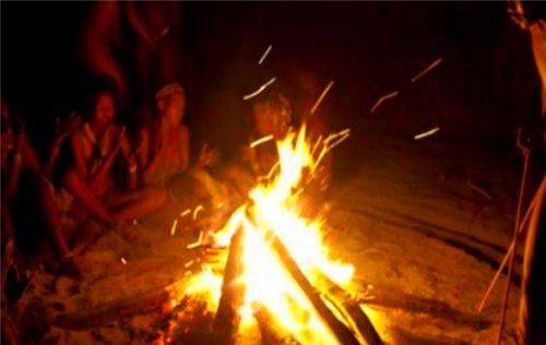 古代的火折子 为何能像打火机一样一吹就着 古人的智慧让人叹服 竹筒