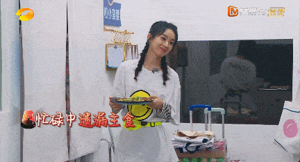 产后复出首秀失败?低情商言论被吐槽,她难回巅峰了?