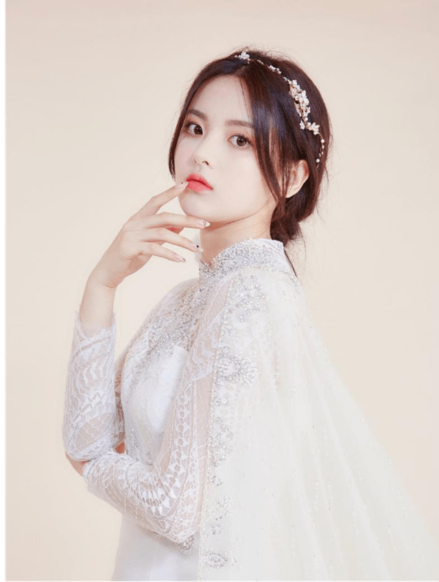 漫画|拥有漫画脸是什么体验？程潇好惊艳，杨超越被赞“会呼吸的芭比”