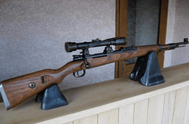 原创制作98k步枪的木头一米两万,枪王ak47多少?