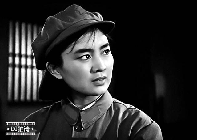 原创罕见老照片20世纪80年代22位女演员被拍摄成黑白照片各有一张漂亮