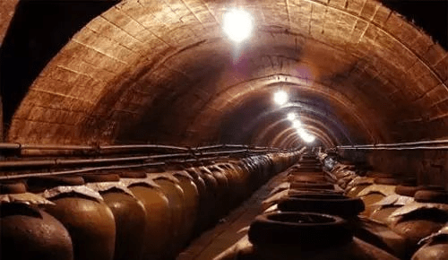 酱香酒|“原浆酒、基酒、勾兑酒、年份酒”有什么区别?王家酱香酒来为你解读！