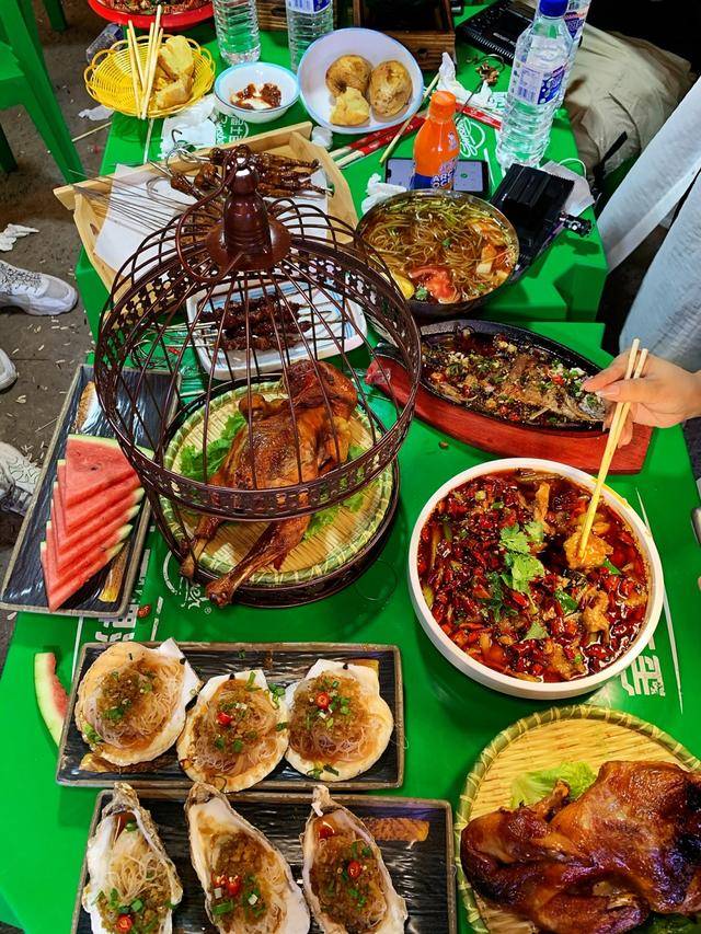 烧烤|去晚了没地方，吊炉大公鸡贼哇塞长春红旗街新开家德惠口味烧烤