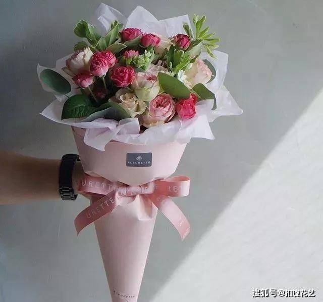 礼品花束包装方法 33622e749eb54093ad39748ca8899dd6.jpeg
