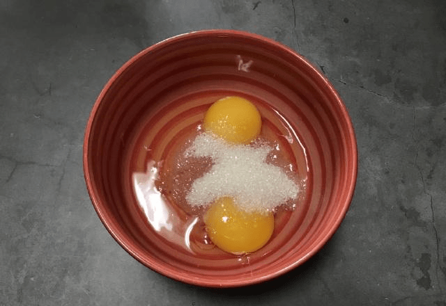 两个鸡蛋放多少牛奶蛋挞 b605676eb8cf43df8f252dbbc0e090e2.png