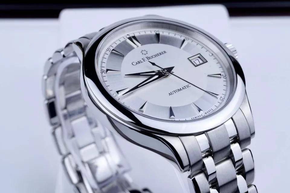 天梭|30岁的你还在戴天梭？怕是不想升职加薪了吧！