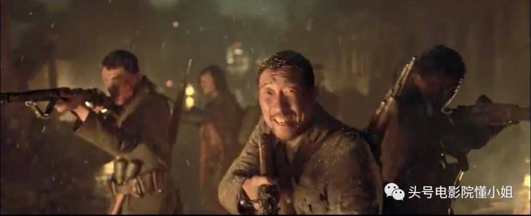 观点评论|看完《八佰》失眠，中国战争片又上台阶！吴京哭了几回：我要学习