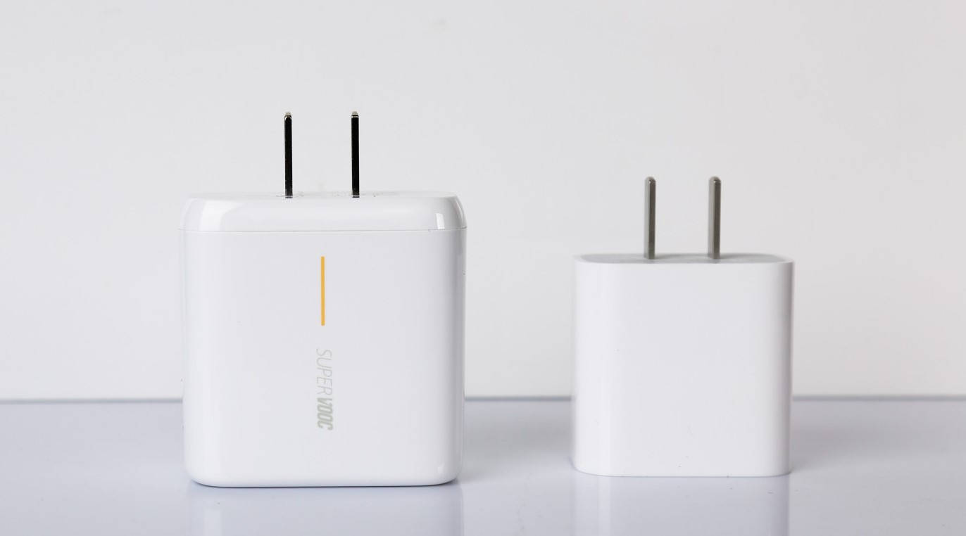 闪充|realme、OPPO新机入网：65W闪充全面下放？