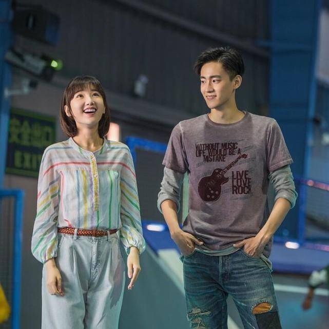 顾佳|林绿茶最保守许放炮手表价百万!三十而已穿搭小心机你读懂了吗?