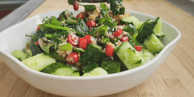 在家怎么做凉拌黄瓜好吃又简单 fd07842a59234134917a6efaf19392b2.png