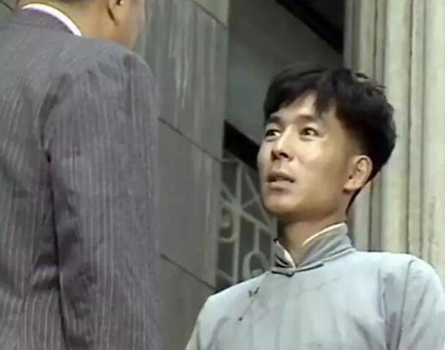 梁天|原创61岁戏骨谢园去世,曾获4次最佳男配,以文艺工作者自居而非艺人