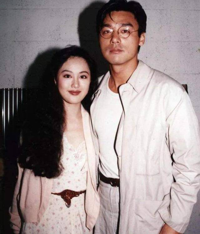 人间|还完2.5亿债务背后,是真“人间富贵花”章小蕙