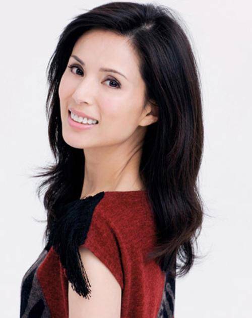 怎样变得妩媚撩人 5153c9ec30204eddb2396a9b574c64fd.jpeg