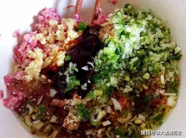 肉馅怎么拌饺子馅好吃 038ea264c6b34f2eb8399f5d3e544fca.jpeg