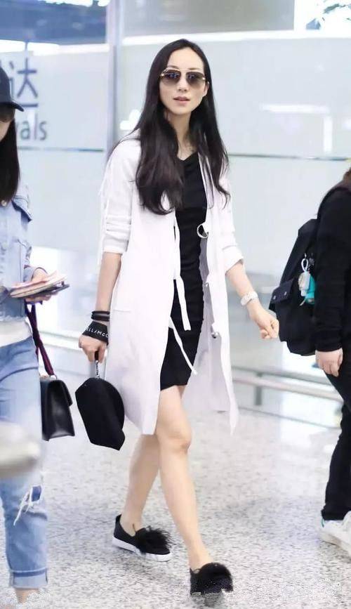 女神|韩雪露脐装很阳光，可惜身材给你脸蛋拖后腿，眼角皱纹很显老