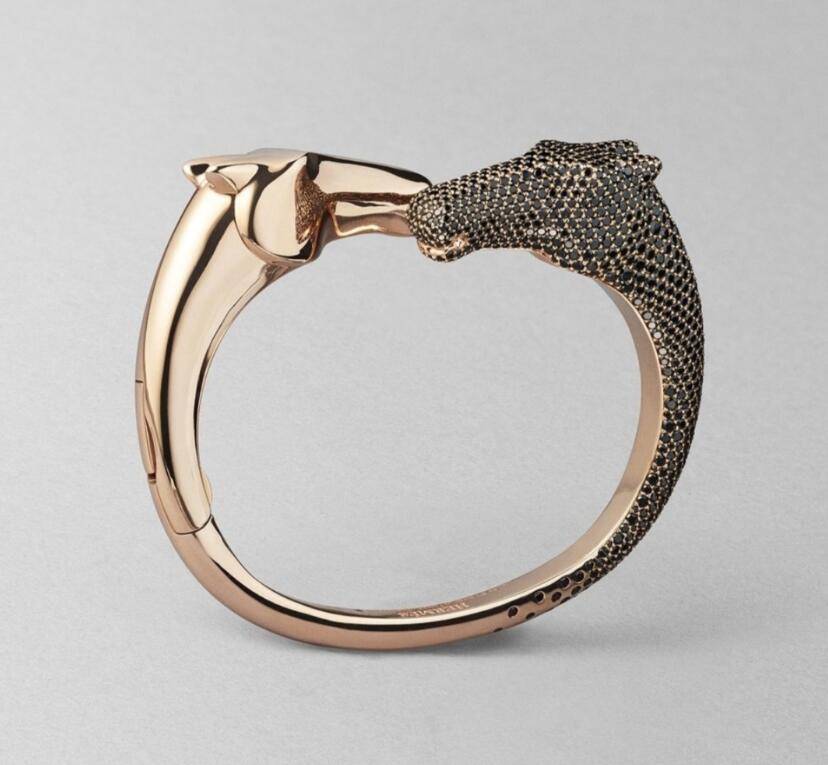 唇膏|售价860万的爱马仕包包,只能装唇膏和卡,真贫穷限制了审美?