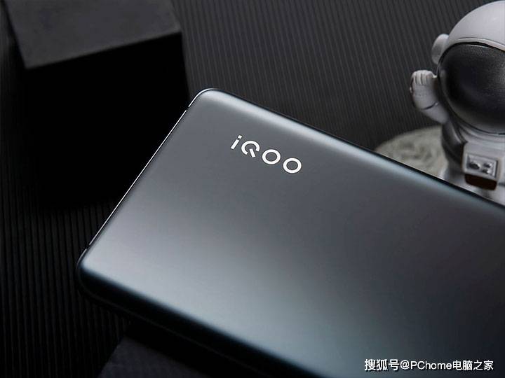 旗舰|排位上分不二之选 疾速旗舰iQOO 5全面评测