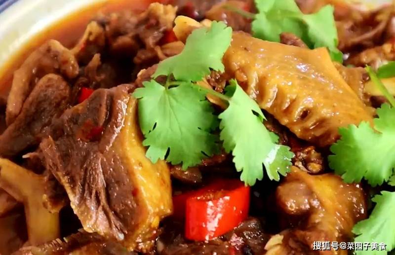 啤酒鸭正宗的做法贵州 d61da5500693458e881a436f0e71d11a.jpeg