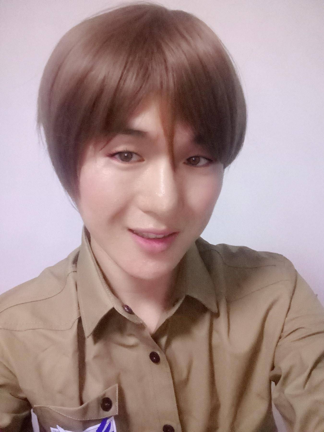 余姐|原创武僧一龙粉丝与诗人余秀华对骂，事后道歉：我错了，以后不敢了