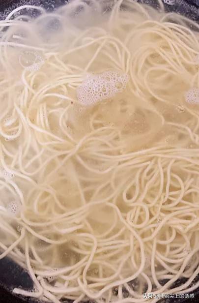 丝是什么材料做的 42c7768f3e4a4a0aa647afbc656db30a.jpeg