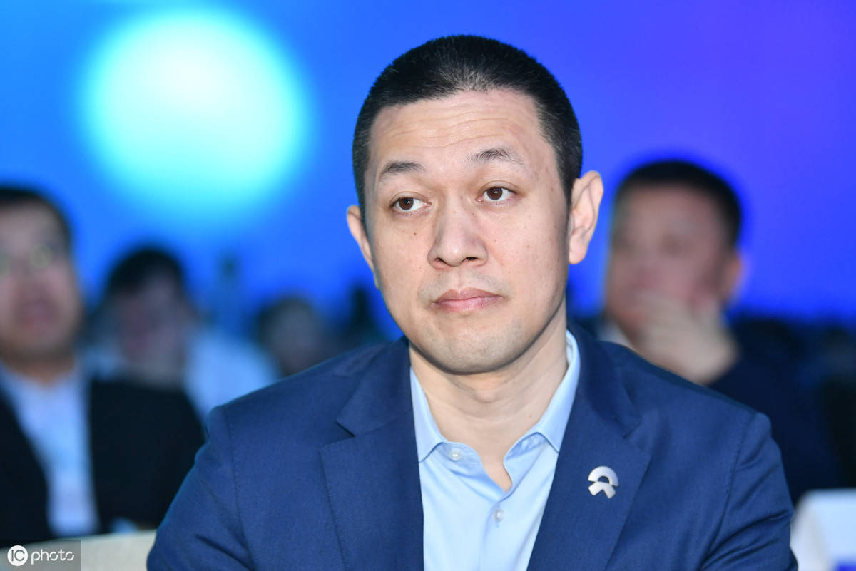 机构预测：国内油价大概率上调；海底捞张勇夫妇再夺新加坡首富