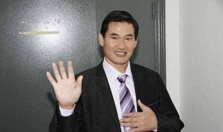 大衣哥朱之文近况 589f24c45750497d8ff34ae6bba9e66b.jpeg