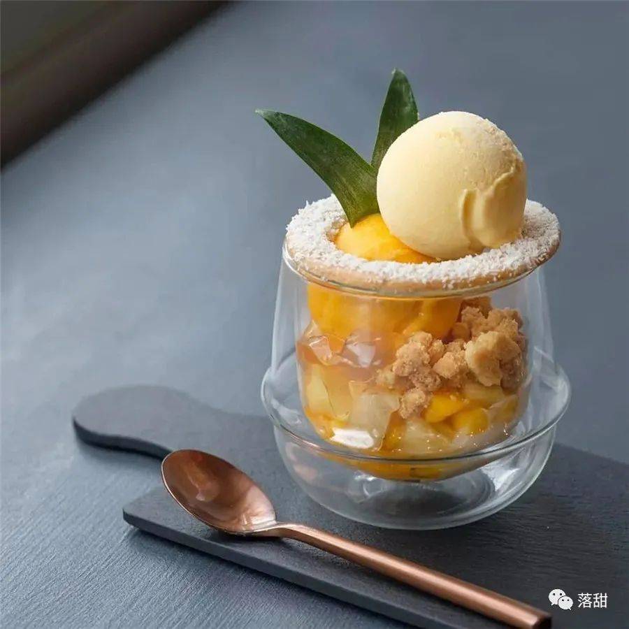 杂谈|杂谈 | 你会不会在乎：盘子和甜品配不配？