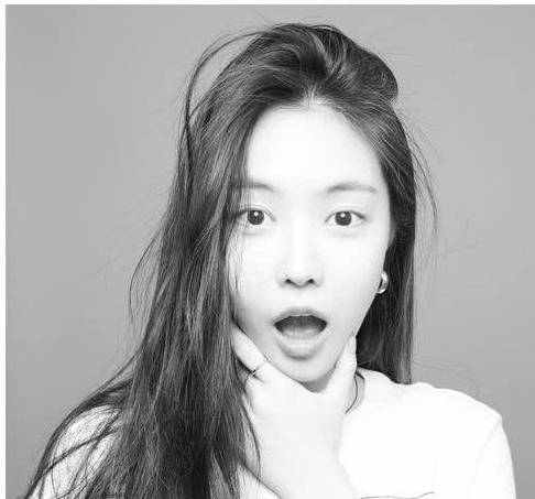 美貌|Apink 孙娜恩的“美貌近况”：身材、气质、氛围都绝了