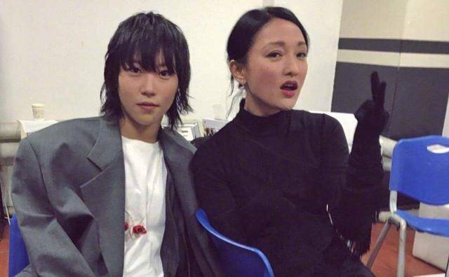 爱情|原创周迅接综艺只挑“我喜欢”，理念贯穿爱情事业，一生都在做自己