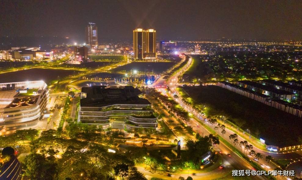 地产|遭电影、地产营收下滑“双杀” 嘉凯城上半年亏损增至6.12亿元