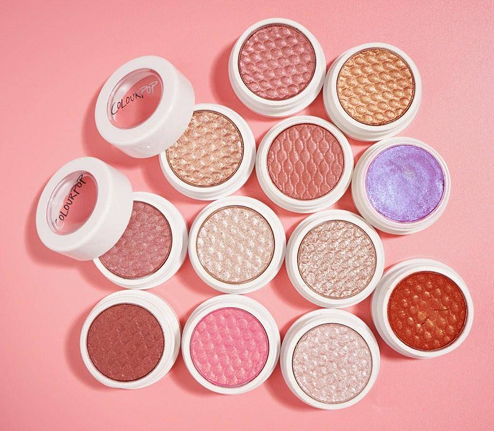 一面|高级感一扫就有，让你一面变立体脸的神器 —— 高光