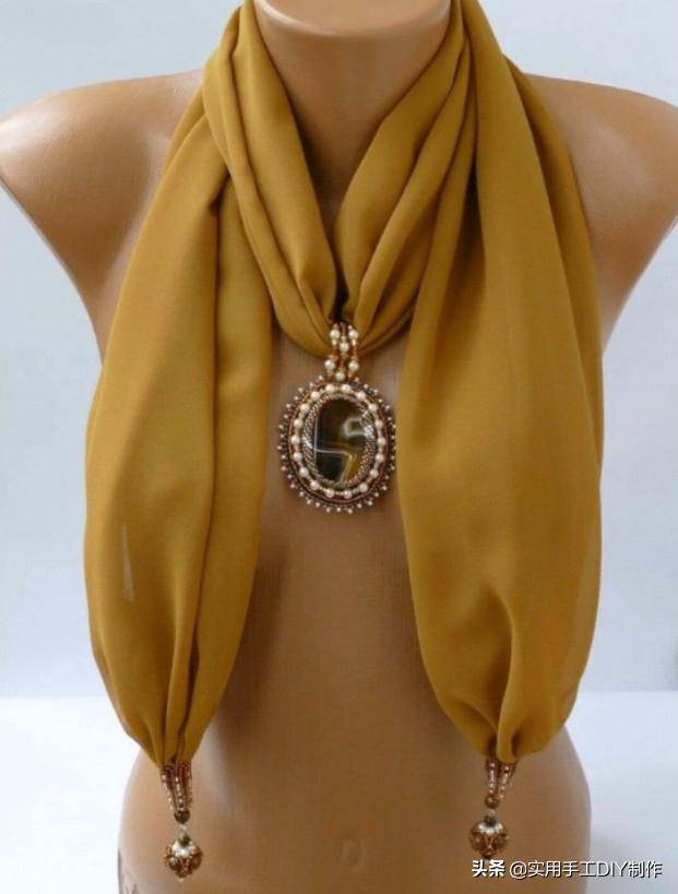围巾|「串珠作品」35款时尚的珠宝围巾项链，你也能拥有