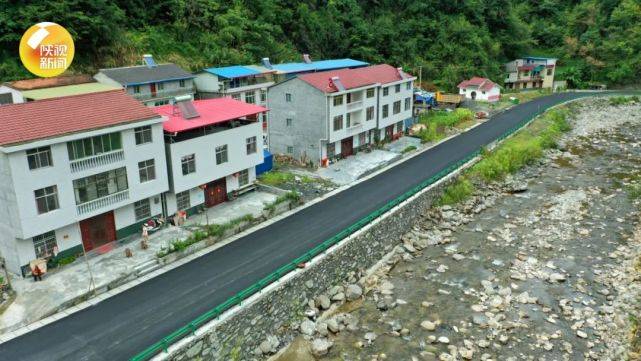 镇坪镇人口_安康镇坪黄安坝地形图(3)