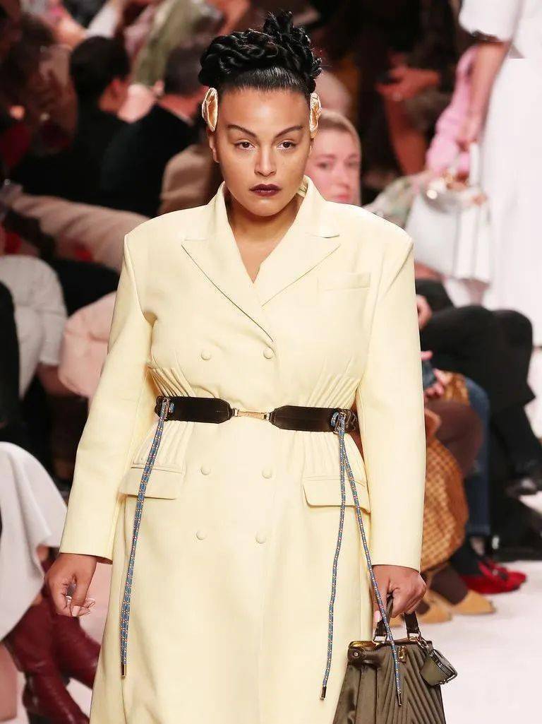 内衣|蝴蝶堂丨女性穿内衣，从来不是为了讨好谁