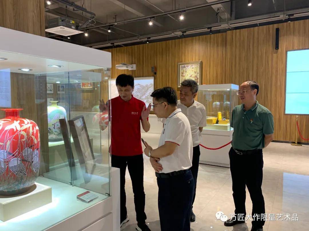 省人社厅党组成员,副厅长童长峰带领省院士专家工作中心莅临万匠大作