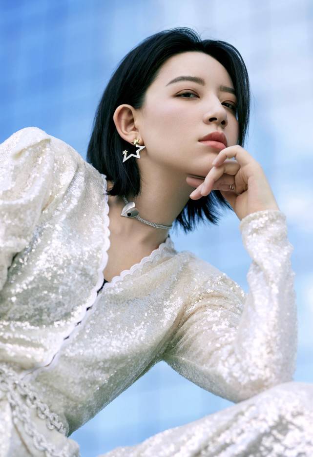 节目|原创调侃女艺人的身材很幽默？他说李斯丹妮腿粗后，没有人觉得好笑