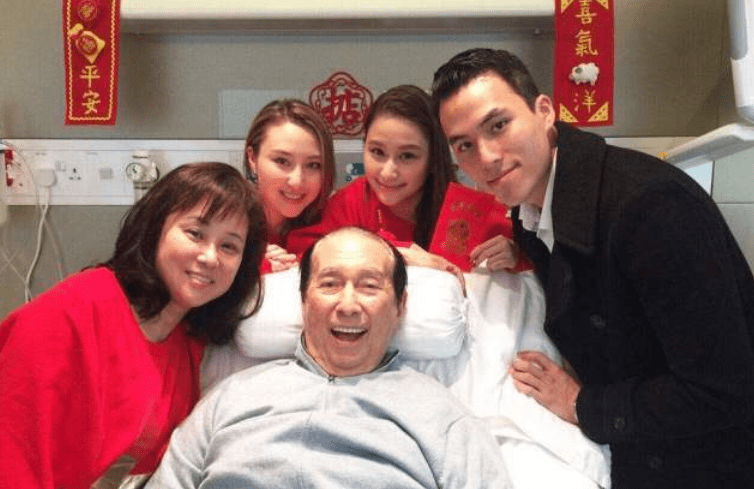 何超琼和何超莲关系 0373458096704798979d6b1c6124db3d.png