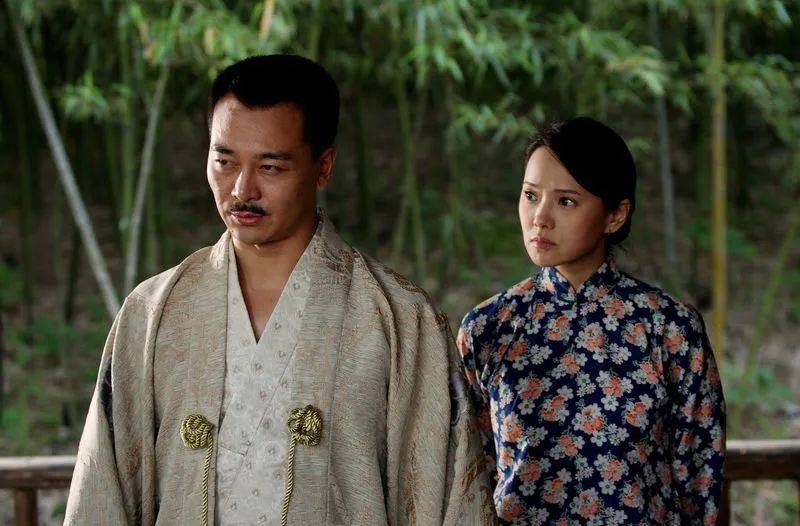 电影|原创伊能静当红时拍电影，得知剧组要住招待所，她和助理提出别样要求