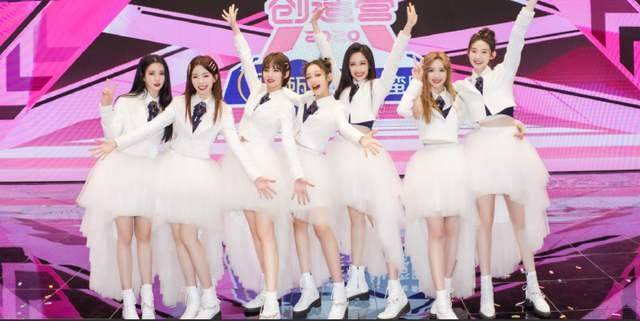 刘海|硬糖少女303拍写真，高冷眼神杀太赞了，表现力非凡