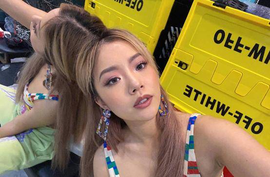 知情人|原创王菊新恋情疑似曝光，知情人爆料男友为苏格兰籍，今年二月已同居