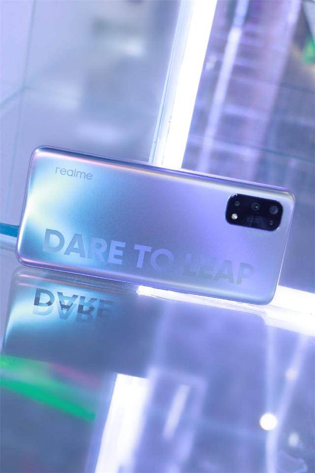 realme|realme 真我X7系列全面“越级” 预定下半年最香旗舰！