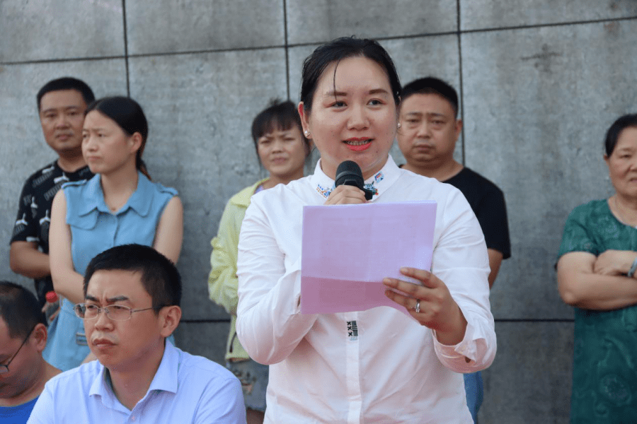 消息资讯|为时养器展锋芒，常德市二中2020年高一军训闭营仪式精彩纷呈