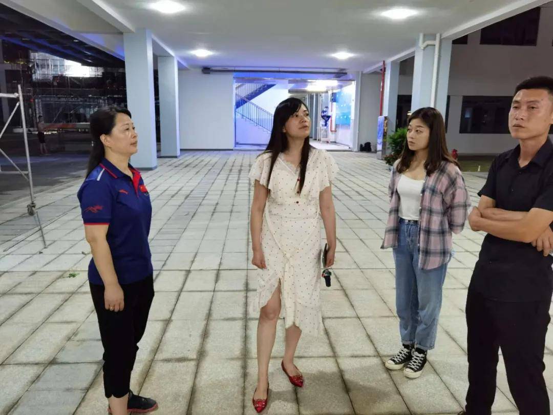 岳塘区|一切为了学生——郭勇带队督查岳塘区开学工作