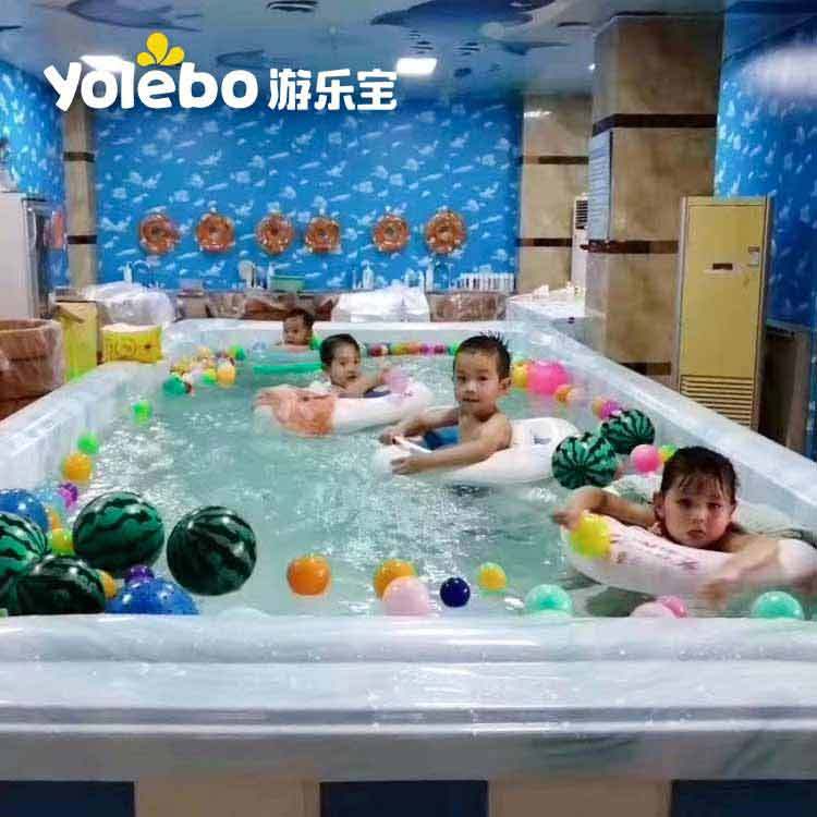 宝宝|注意！我们的重点服务对象是在宝宝游泳池中的孩子们