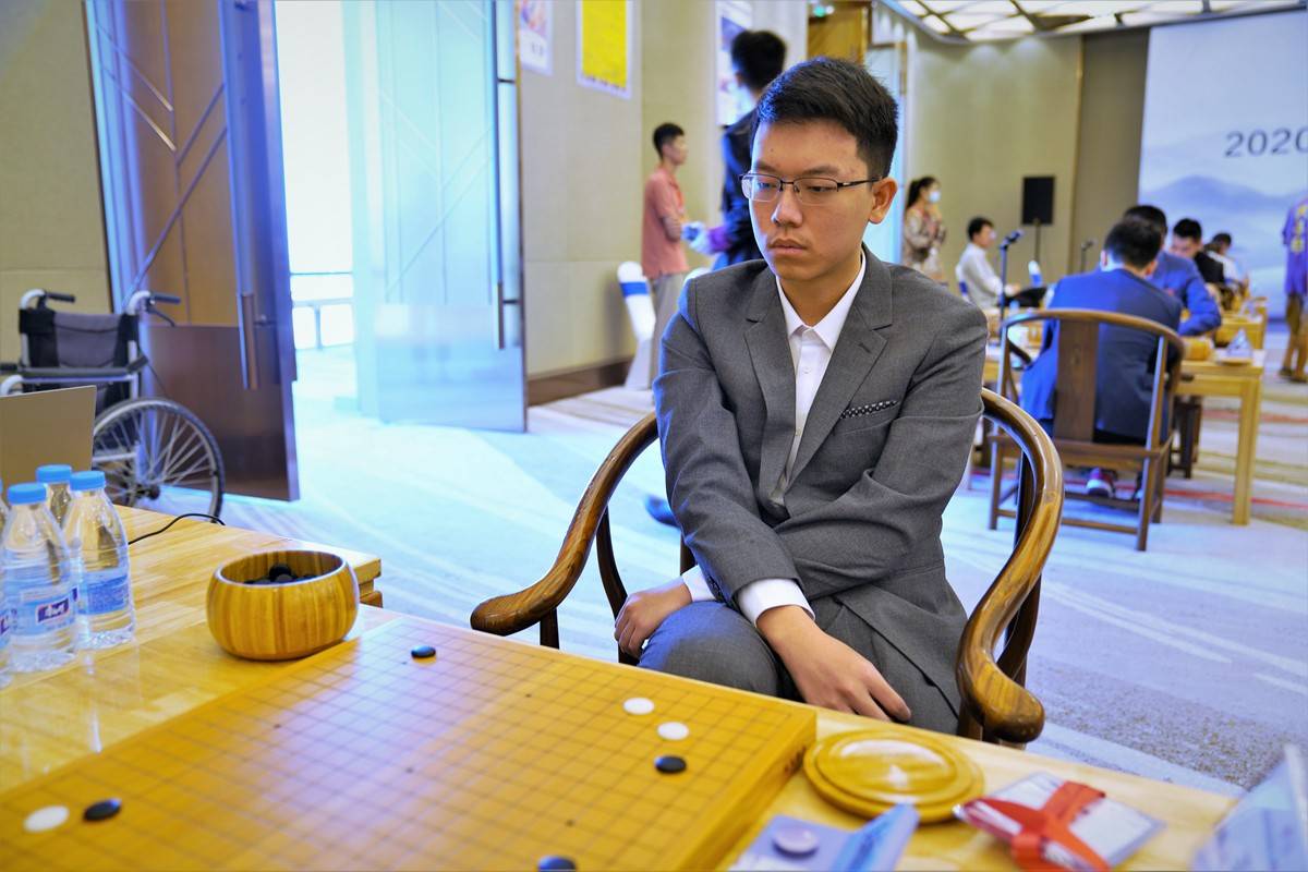 童尧潇童vs江维杰伊凌涛伊凌涛vs黄静远赵晨宇赵晨宇vs屠晓宇快棋台